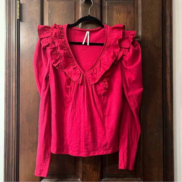 by Anthropologie Ruffle V Neck Long Sleeve Tee Blouse Small - Picture 4 of 11